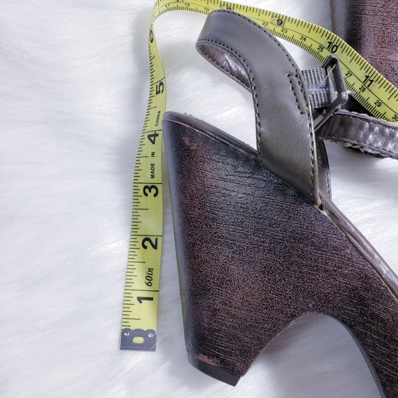 Size 7M Decree pewter grey wedged heels - Picture 5 of 6